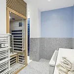 Lavie Maison Duo Sauna And Hot Tub Seaside